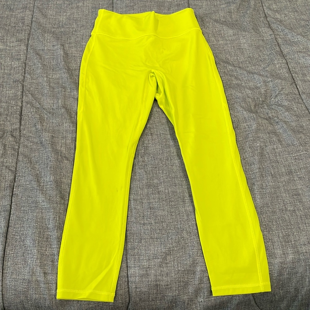 Fabletics workout capris pants